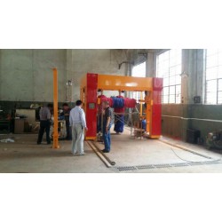 南陽洗車機：河南品牌好的黃色龍門往復式洗車機供應(yīng)
