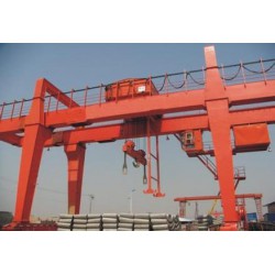 山東雙梁橋式起重機哪里好？還是泰安龍起重工好??！