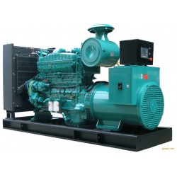 供應(yīng)鄭州超優(yōu)惠的800KW康明斯柴油發(fā)電機(jī)組，康明斯